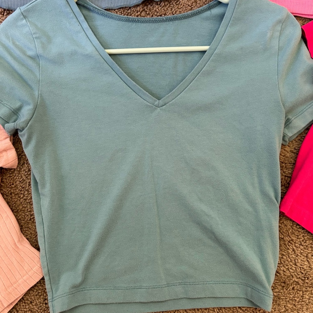 Women/junior crop top Bundle - Picture 5 of 16